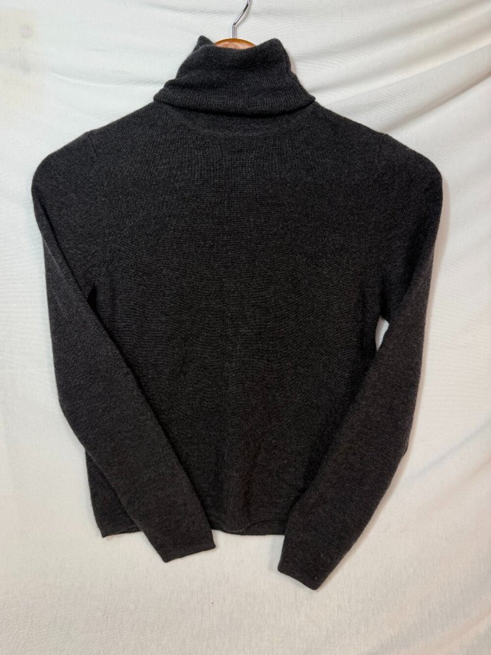 Mercer & Madison Turtleneck Sweater S Gray Italian Merino Wool Pullover Winter
